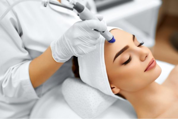 Peeling Físico (Microdermoabrasão)